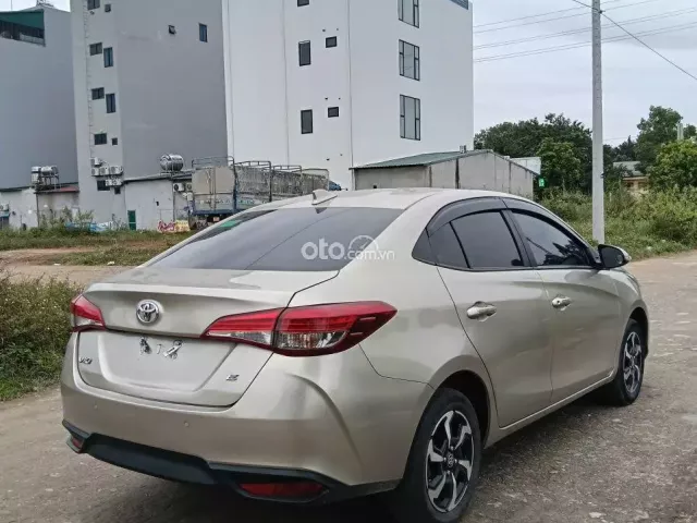 Gia đình cần bán ViOS E cvt 2023 tư nhân 1 chủ đk