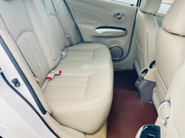 Tôi muốn pass xe, xe cho gia đình, trả lại xe và thêm phí cho bạn nếu ngập nước