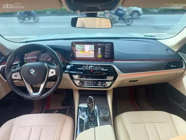 BMW 520i Luxury Line 2022 19