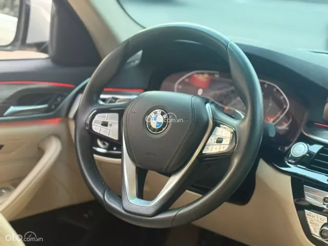 BMW 520i Luxury Line 2022 21
