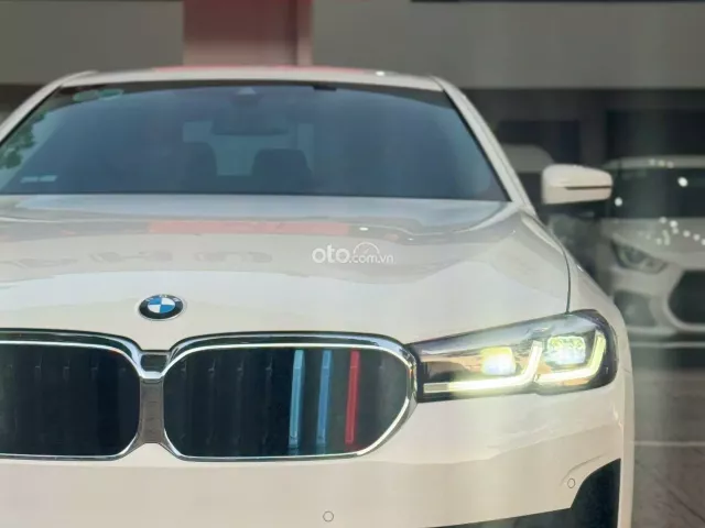 BMW 520i Luxury Line 2022 3