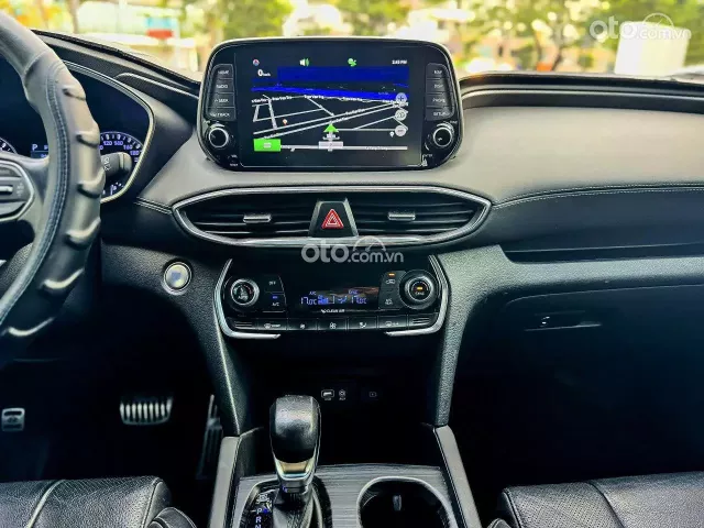 Hyundai Santa Fe 2.2 Dầu Đặc biệt 2022 3