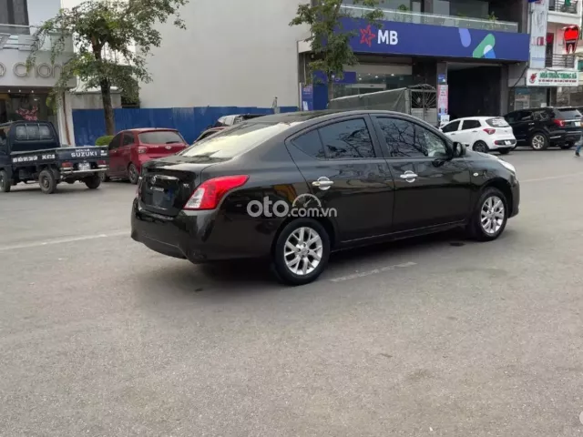 Xe tình trạng cực đẹp, full option tiện nghi