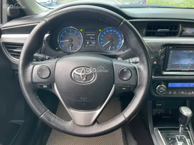 Toyota Corolla Altis 2.0V  2015 13