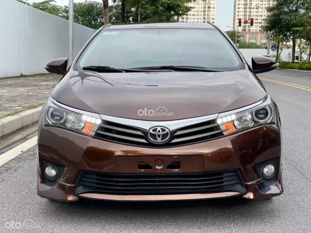 Toyota Corolla Altis 2.0V  2015