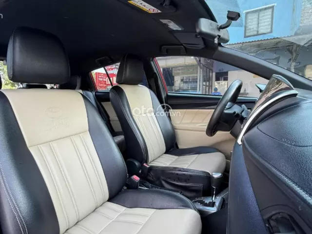 Toyota Yaris 1.3E 2014 11