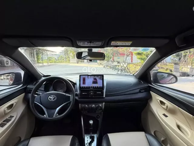 Toyota Yaris 1.3E 2014 12