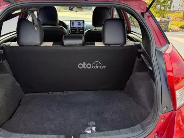 Toyota Yaris 1.3E 2014 17