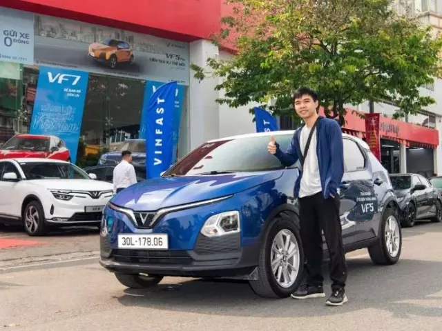 Anh Nguyễn Vũ Đức tại sự kiện lái thử VF 5 Plus.