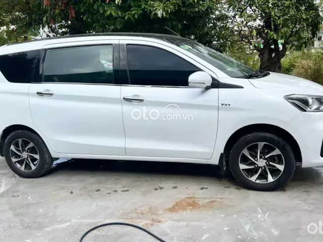 Xe nhập khẩu, đủ hồ sơ sang tên