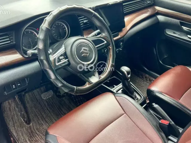 Xe nhập khẩu, đủ hồ sơ sang tên