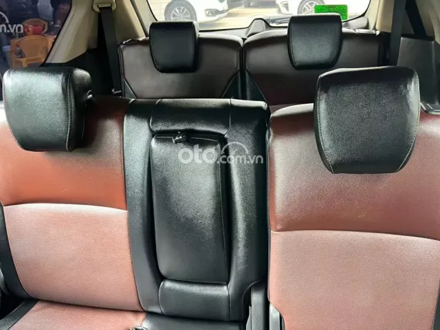 Xe nhập khẩu, đủ hồ sơ sang tên