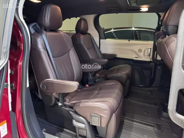 Toyota Sienna Limited 3.5 AT AWD 2021 8