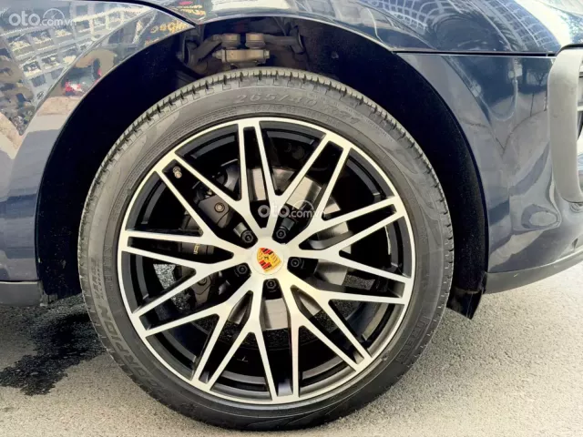 Phiên bản lướt 18.000 miles đầy đủ option