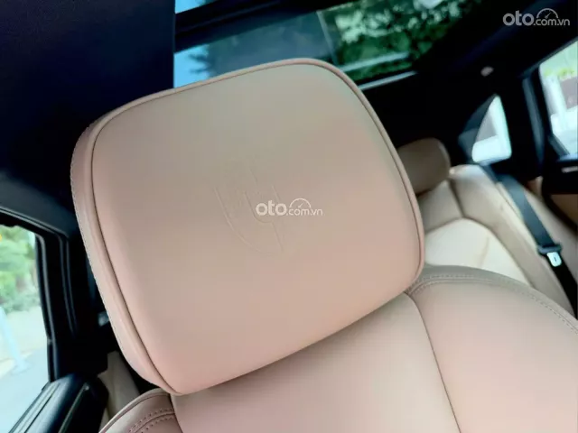 Phiên bản lướt 18.000 miles đầy đủ option