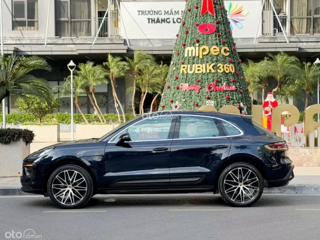 Phiên bản lướt 18.000 miles đầy đủ option