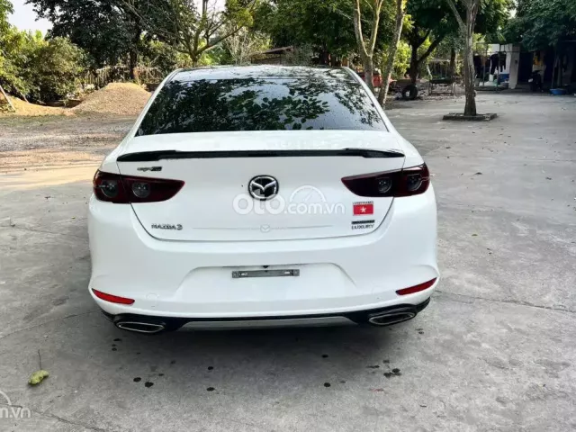 Xe tư nhân, mẫu sedan đầm chắc