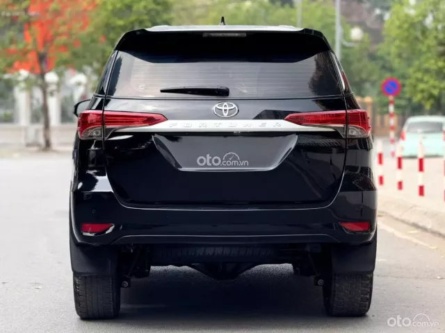Toyota Fortuner 2.4 MT 4x2 2020 7