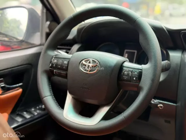 Toyota Fortuner 2.4 MT 4x2 2020 14
