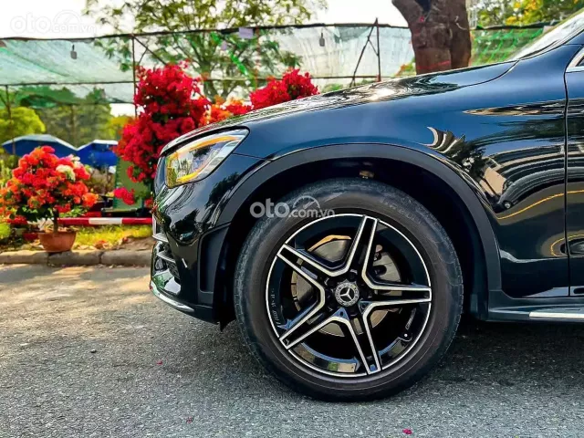 Mercedes-Benz GLC 300 4Matic 2021 3