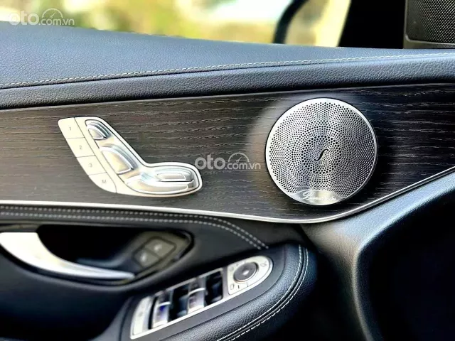 Mercedes-Benz GLC 300 4Matic 2021 8
