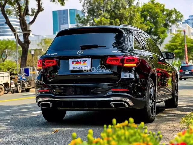 Mercedes-Benz GLC 300 4Matic 2021 10