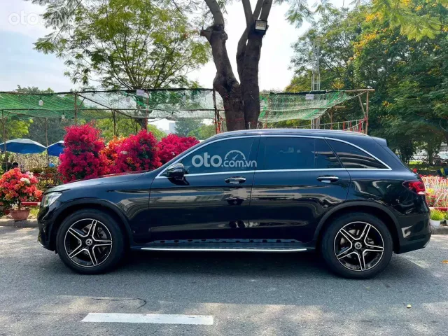 Mercedes-Benz GLC 300 4Matic 2021 4