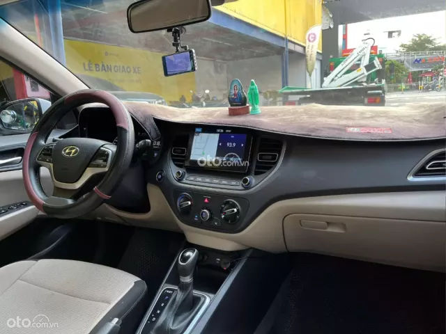 Hyundai Accent 1.4 AT Tiêu chuẩn 2023 13