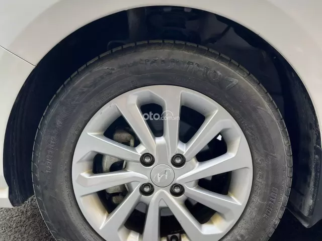 Hyundai Accent 1.4 AT Tiêu chuẩn 2023 20