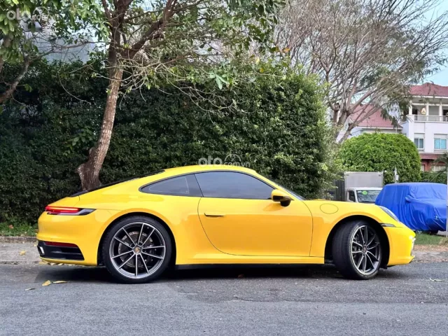 Porsche 911 Carrera 2021 3