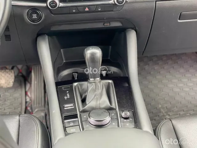 Mazda 3 Sedan 1.5L Luxury 2021 11