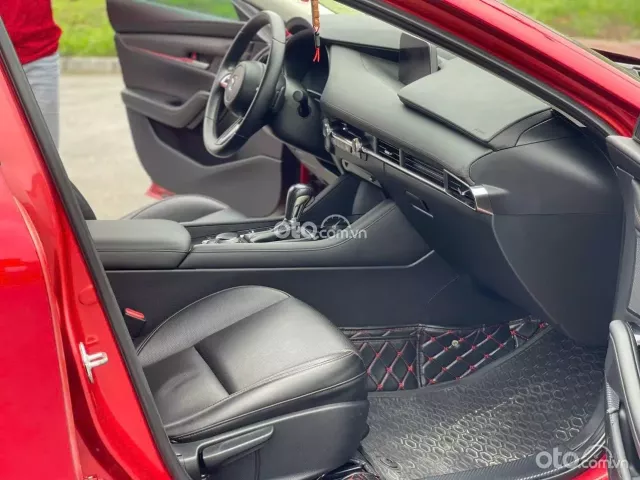 Mazda 3 Sedan 1.5L Luxury 2021 8