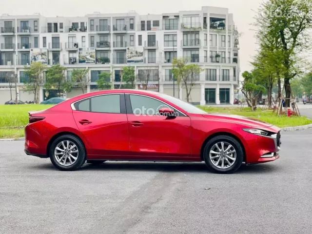 Mazda 3 Sedan 1.5L Luxury 2021 4