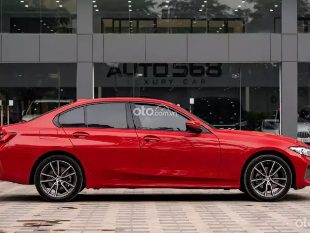 BMW 320i Sport Line 2024 2
