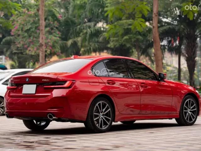 BMW 320i Sport Line 2024 4