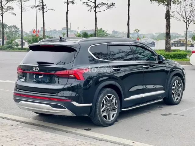 Hyundai Santa Fe 2.2 Dầu Cao cấp 2022 4
