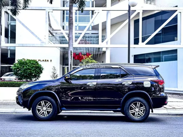 Toyota Fortuner 2019 7