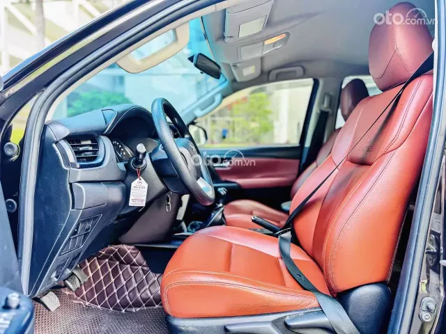 Toyota Fortuner 2019 10