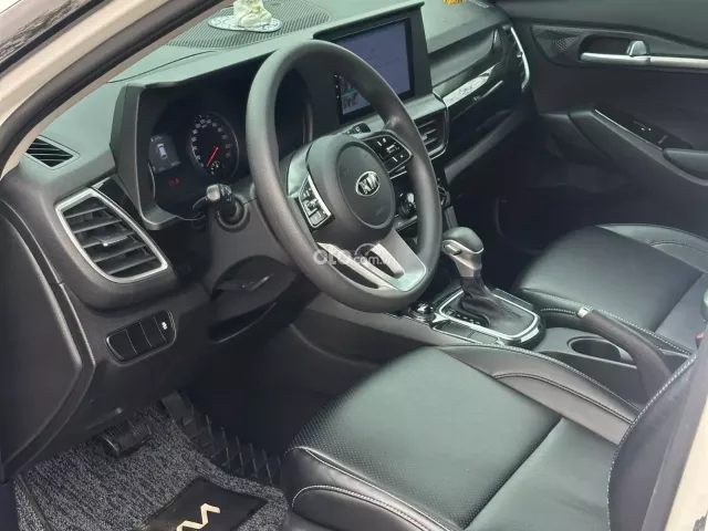 Kia Seltos 1.4 Deluxe 2021 13