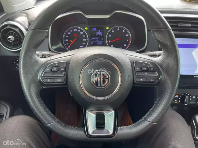 MG ZS 1.5 2WD COM+ 2020 14