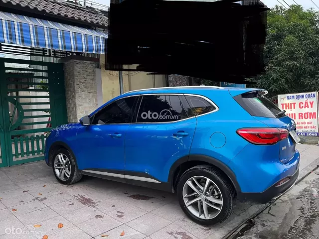 MG HS 2020 4