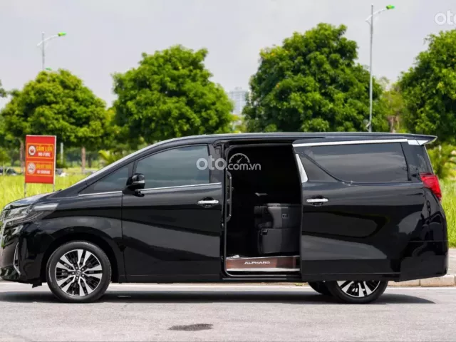 Toyota Alphard Executive Lounge 2021 4