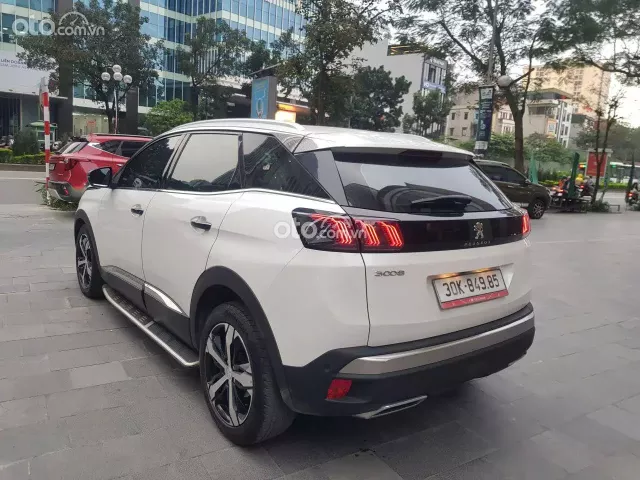 Peugeot 3008 Allure 2022 4