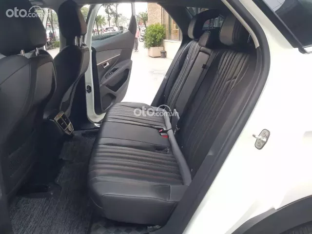 Peugeot 3008 Allure 2022 16