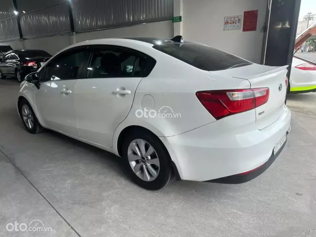 Kia Rio 1.4 AT 2016 13
