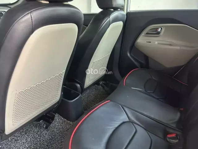 Kia Rio 1.4 AT 2016 10