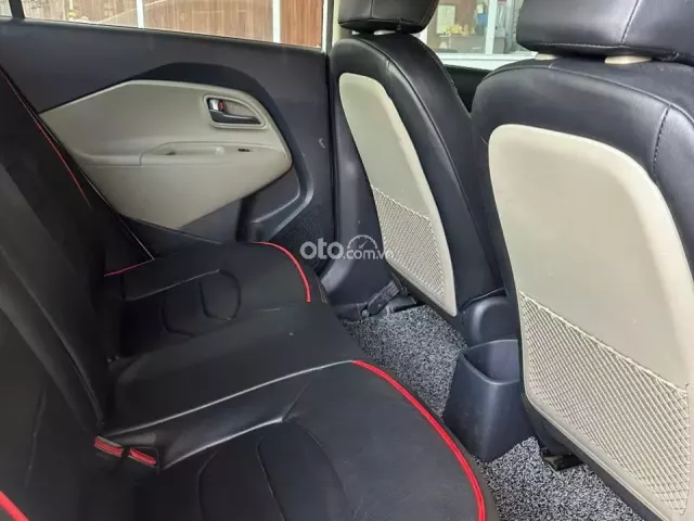 Kia Rio 1.4 AT 2016 8