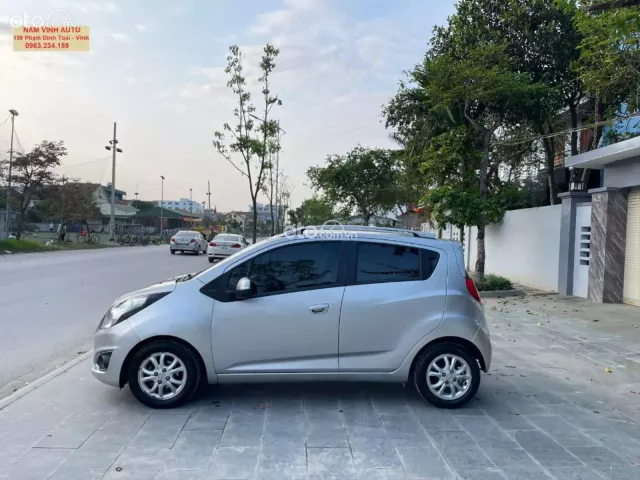 Chevrolet Spark 1.0 at 2015 8