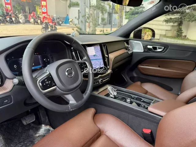 Volvo XC60  2022 6
