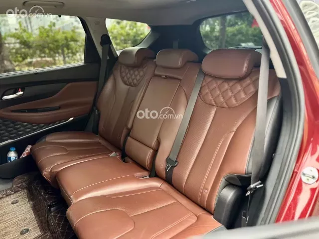 Hyundai Santa Fe 2.2 Dầu Cao cấp 2023 7